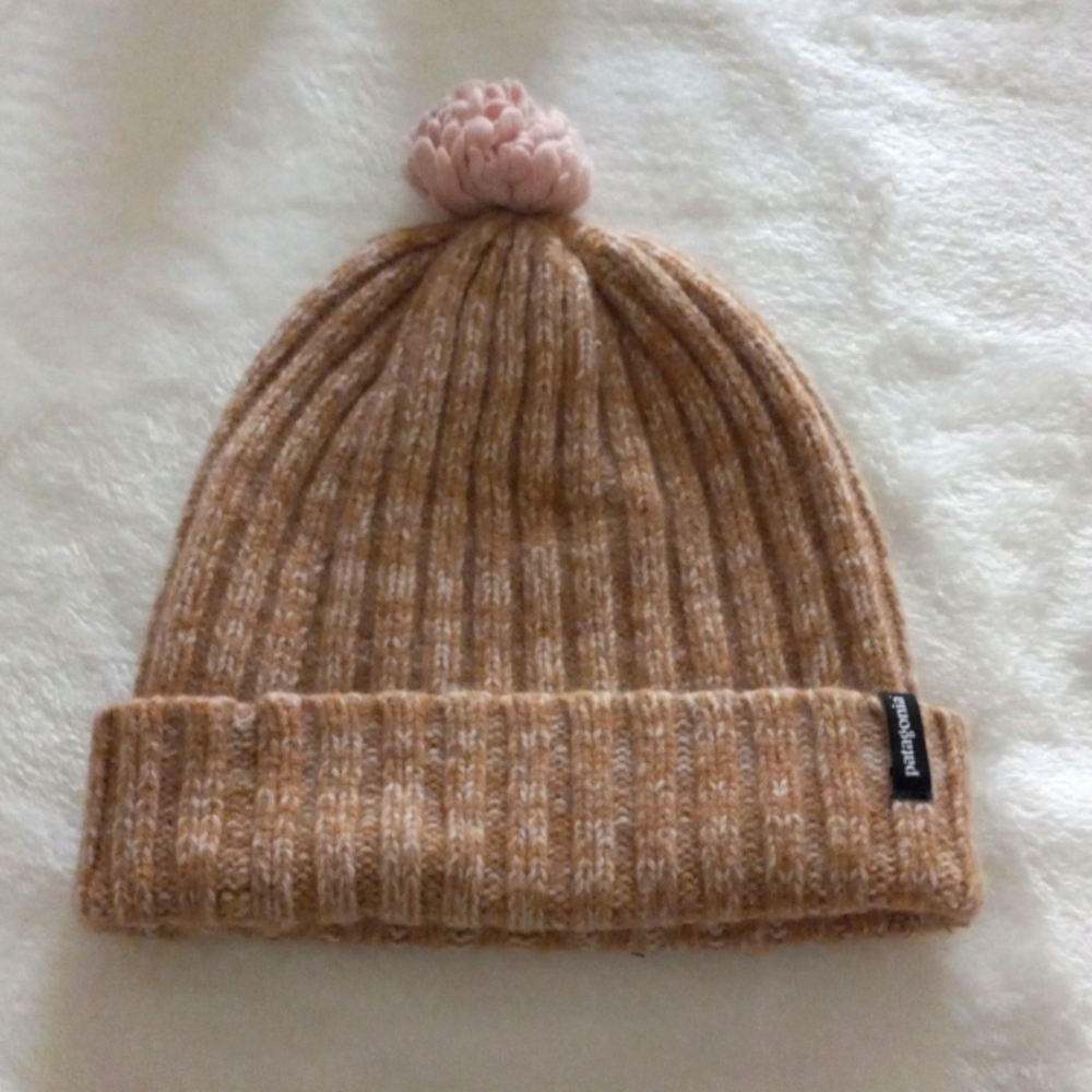 PATAGONIA Cuffed Pom Knitted Beanie
